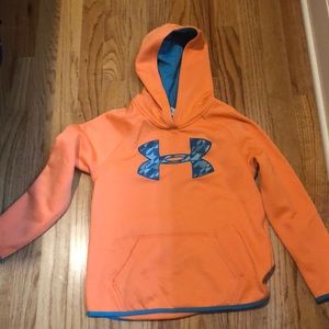 Under amour sweatshirt youth small